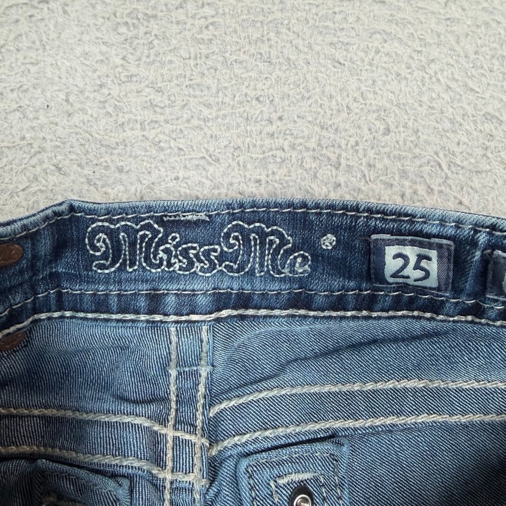 Miss Me Mid-Rise Bootcut Jeans Embellished Wing Pocket Blue Size 25x34 Y2K - Picture 8 of 14